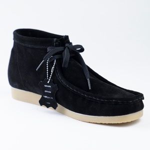 Men’s Black | Gum Wallaby’s (RUNS ONE SIZE BIGGER)